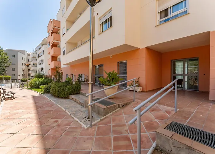 Donna * Estepona